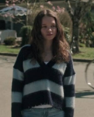 Invasion Olivia-Mai Barrett Blue V-Neck Cropped Sweater USA Jackets