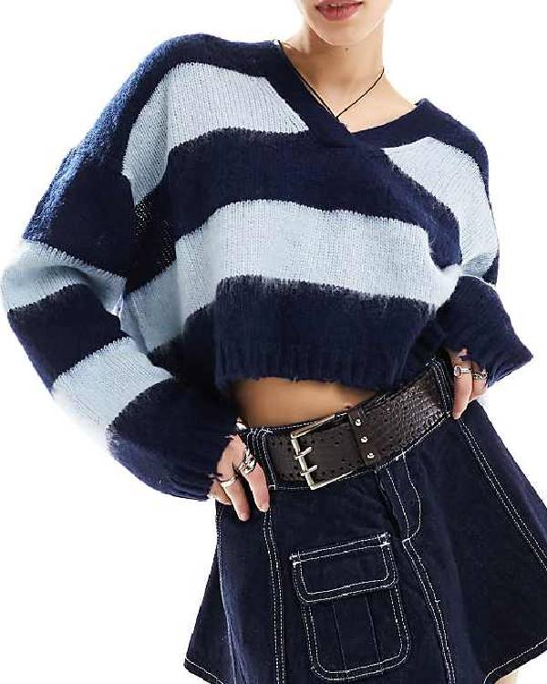 Invasion Olivia-Mai Barrett Blue V-Neck Cropped Sweater USA Jackets