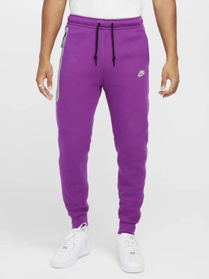 nike-tech-fleece-reflective-windrunner-jacket-bold-berry